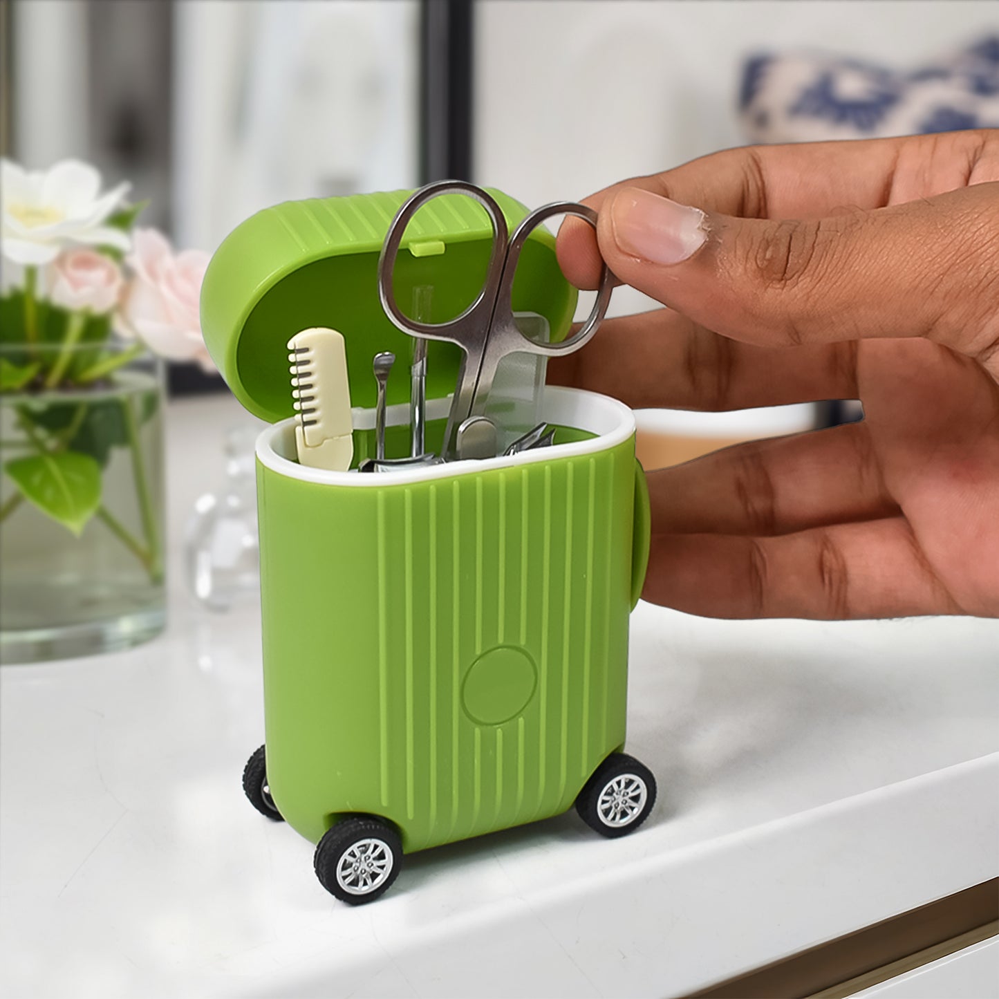 Mini Travel Manicure & Pedicure Grooming Kit (8-Piece Set with Trolley Case)